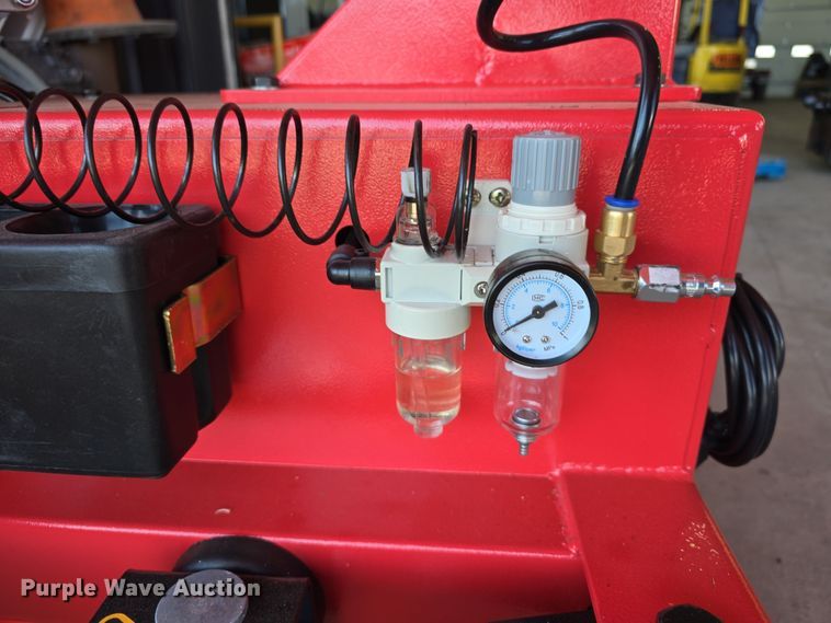 image for item EH8839 Powertek PT-620 tire changer