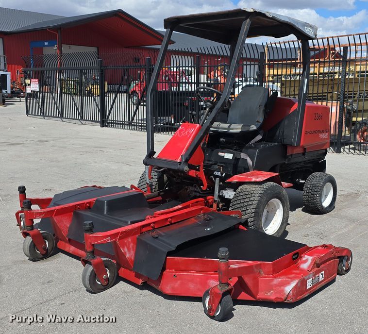 image for item EH8860 Toro Groundsmaster 455-D lawn mower