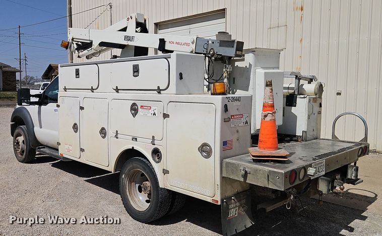 image for item EI8882 2012 Ford F450 Super Duty bucket truck