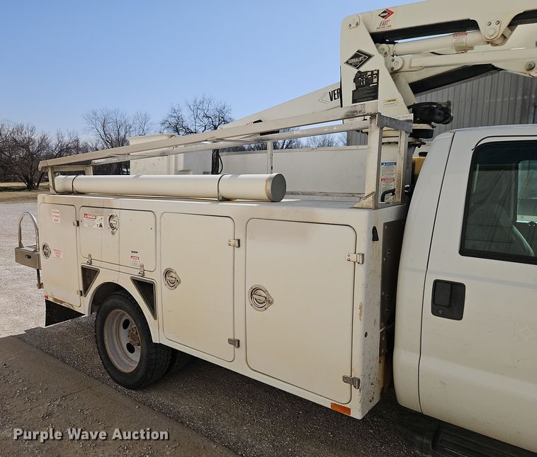 image for item EI8882 2012 Ford F450 Super Duty bucket truck