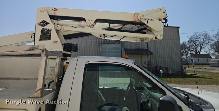 image for item EI8882 2012 Ford F450 Super Duty bucket truck