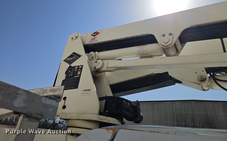 image for item EI8882 2012 Ford F450 Super Duty bucket truck