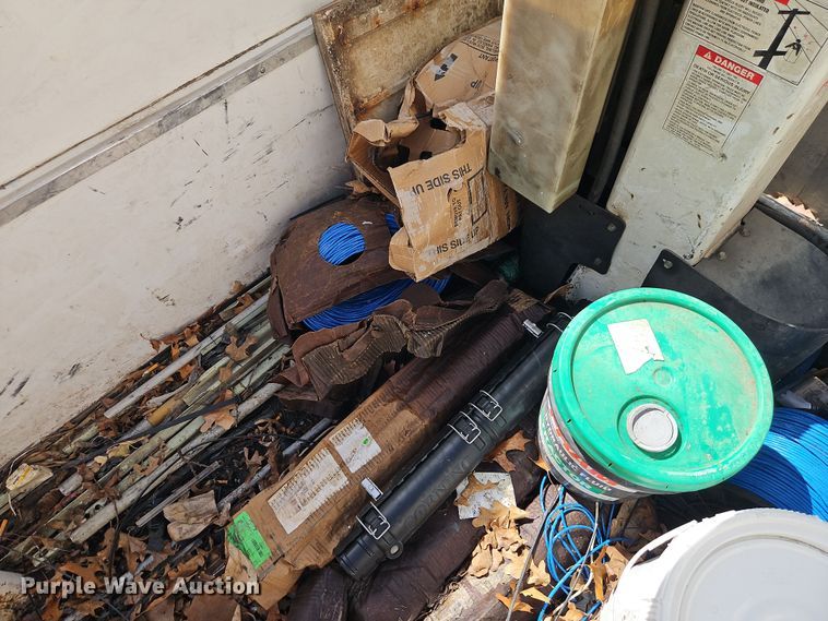 image for item EI8882 2012 Ford F450 Super Duty bucket truck