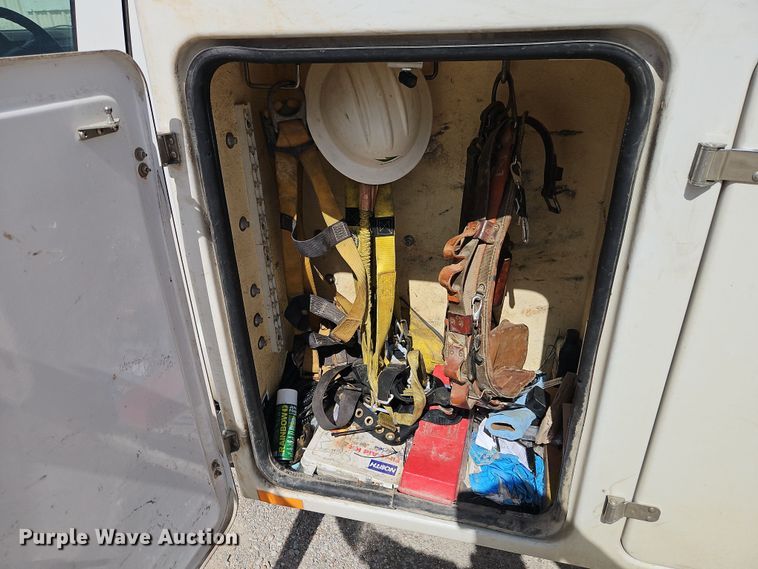 image for item EI8882 2012 Ford F450 Super Duty bucket truck