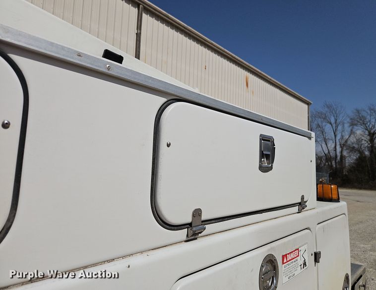 image for item EI8882 2012 Ford F450 Super Duty bucket truck