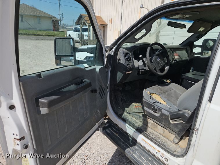 image for item EI8882 2012 Ford F450 Super Duty bucket truck