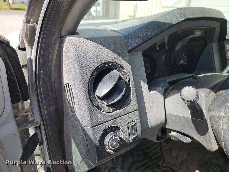 image for item EI8882 2012 Ford F450 Super Duty bucket truck