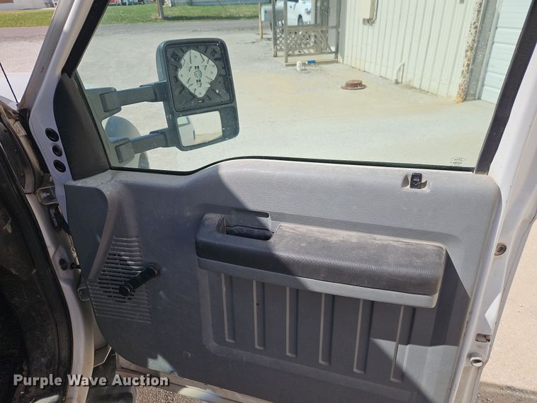 image for item EI8882 2012 Ford F450 Super Duty bucket truck