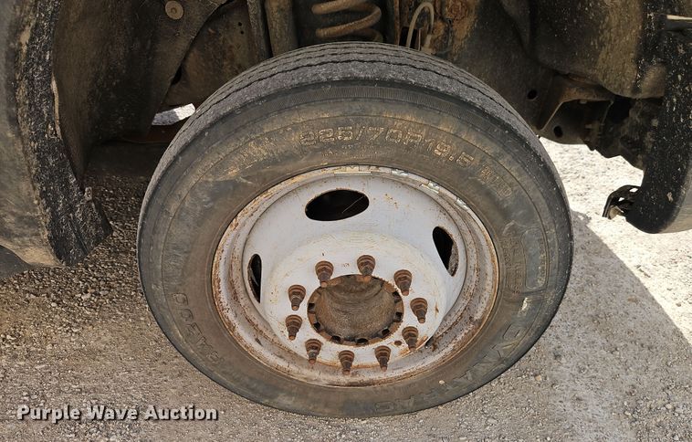 image for item EI8882 2012 Ford F450 Super Duty bucket truck