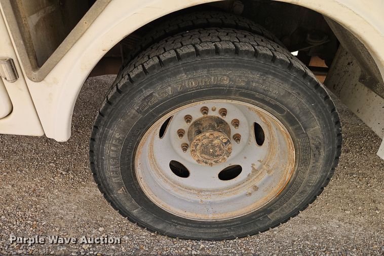 image for item EI8882 2012 Ford F450 Super Duty bucket truck