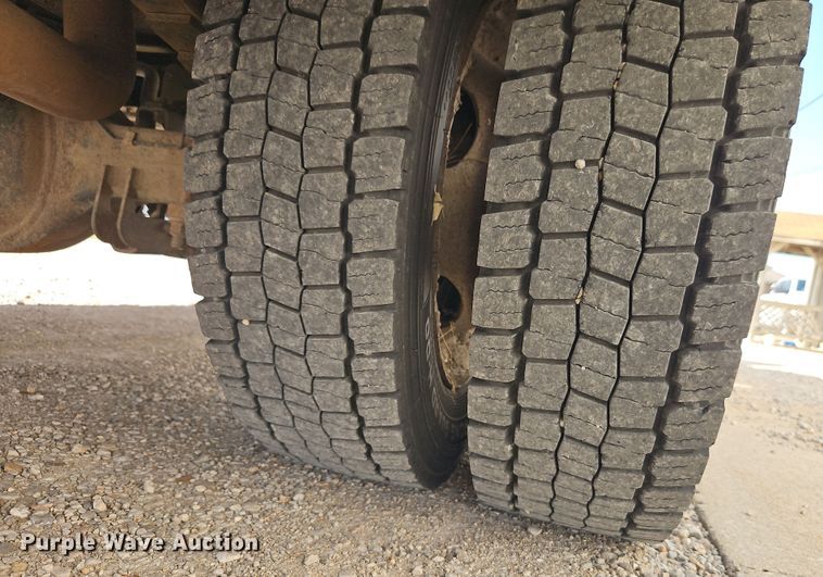 image for item EI8882 2012 Ford F450 Super Duty bucket truck