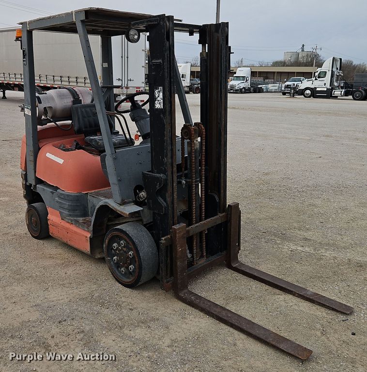image for item EI8893 1997 Toyota 42-6FGCU20 forklift
