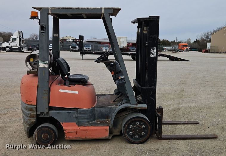 image for item EI8893 1997 Toyota 42-6FGCU20 forklift