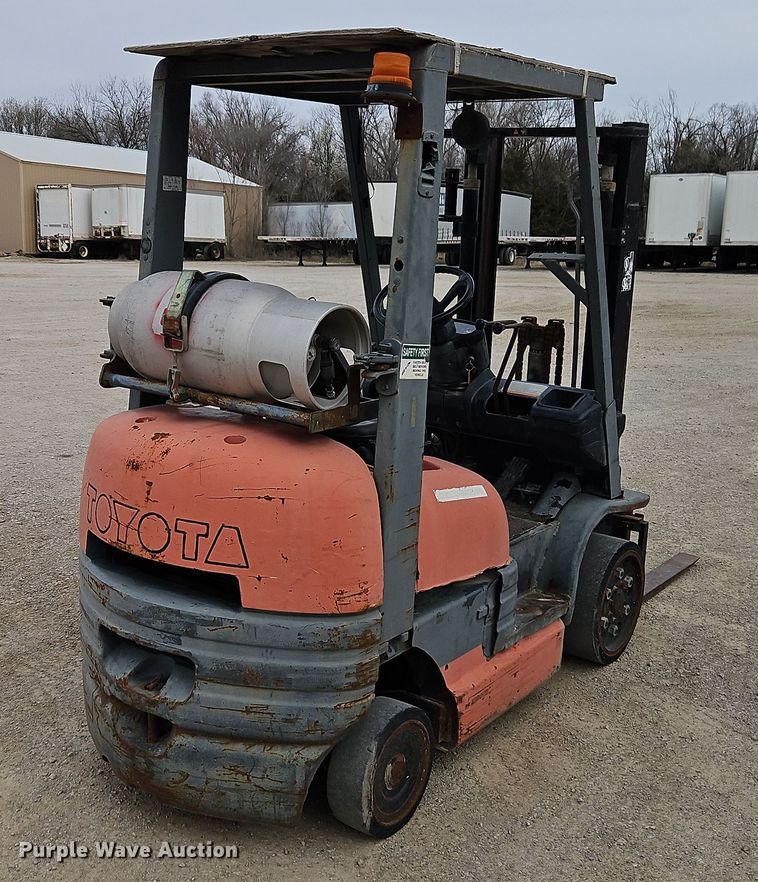image for item EI8893 1997 Toyota 42-6FGCU20 forklift