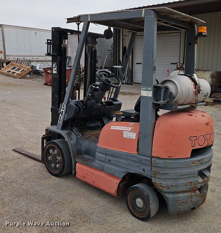 image for item EI8893 1997 Toyota 42-6FGCU20 forklift