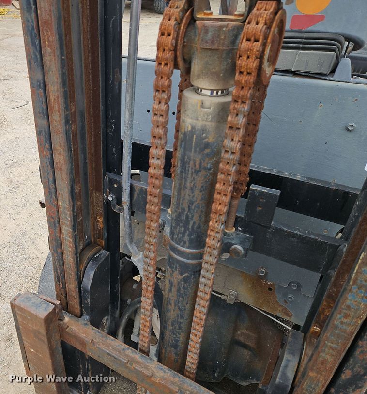 image for item EI8893 1997 Toyota 42-6FGCU20 forklift