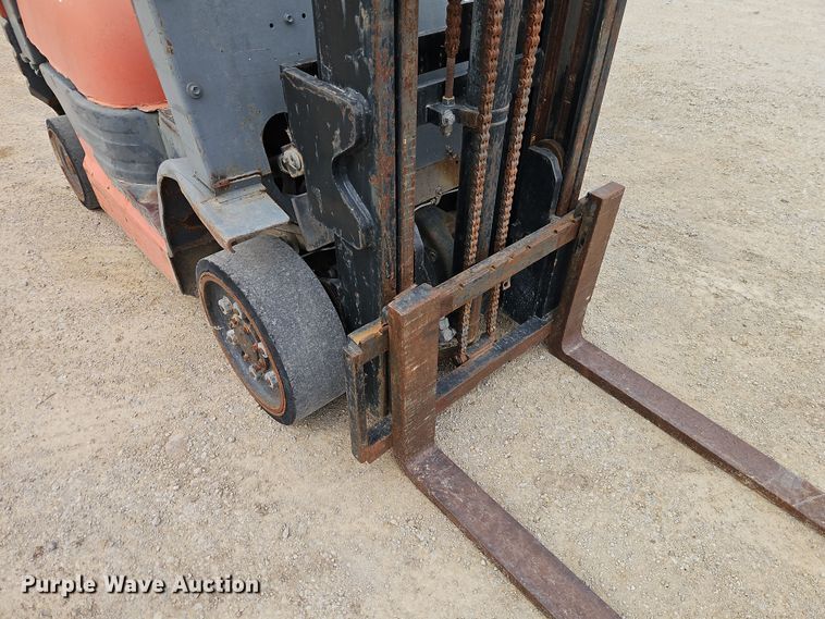 image for item EI8893 1997 Toyota 42-6FGCU20 forklift