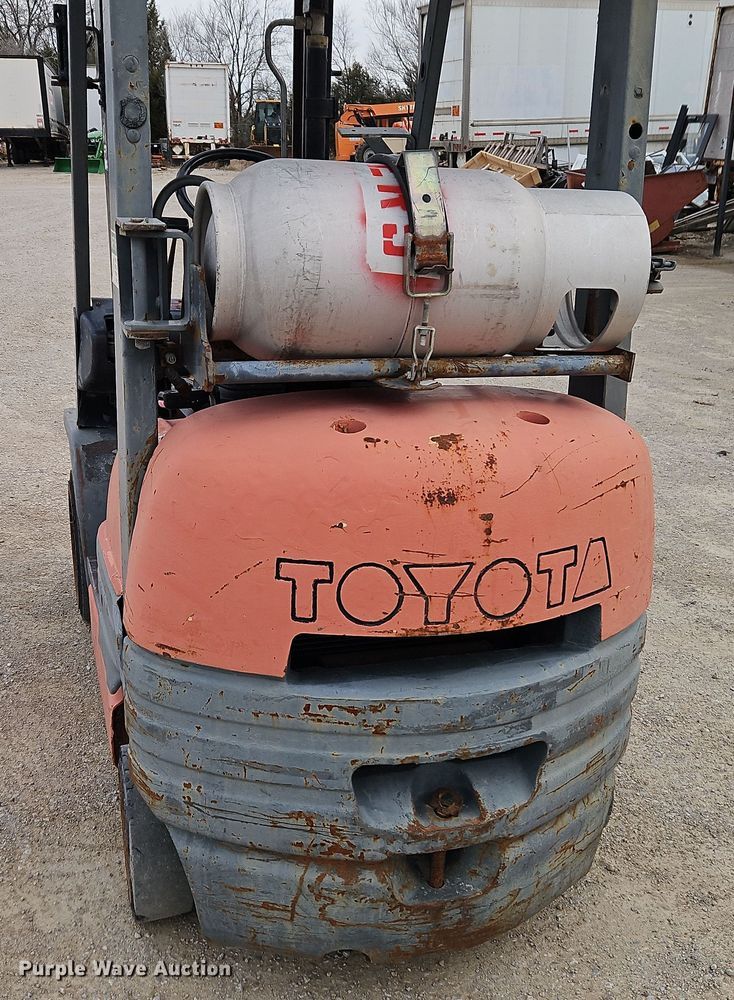 image for item EI8893 1997 Toyota 42-6FGCU20 forklift