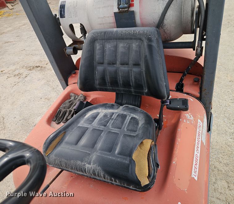 image for item EI8893 1997 Toyota 42-6FGCU20 forklift