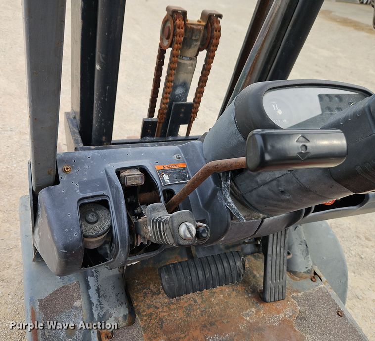 image for item EI8893 1997 Toyota 42-6FGCU20 forklift