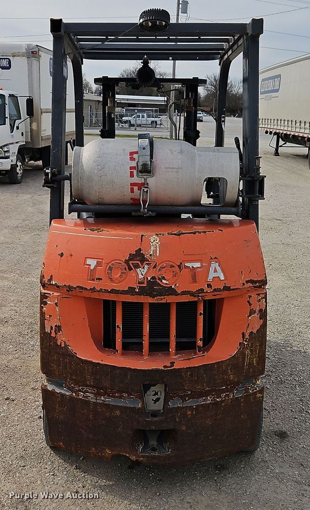 image for item EI8894 2005 Toyota 7FGCU20 forklift