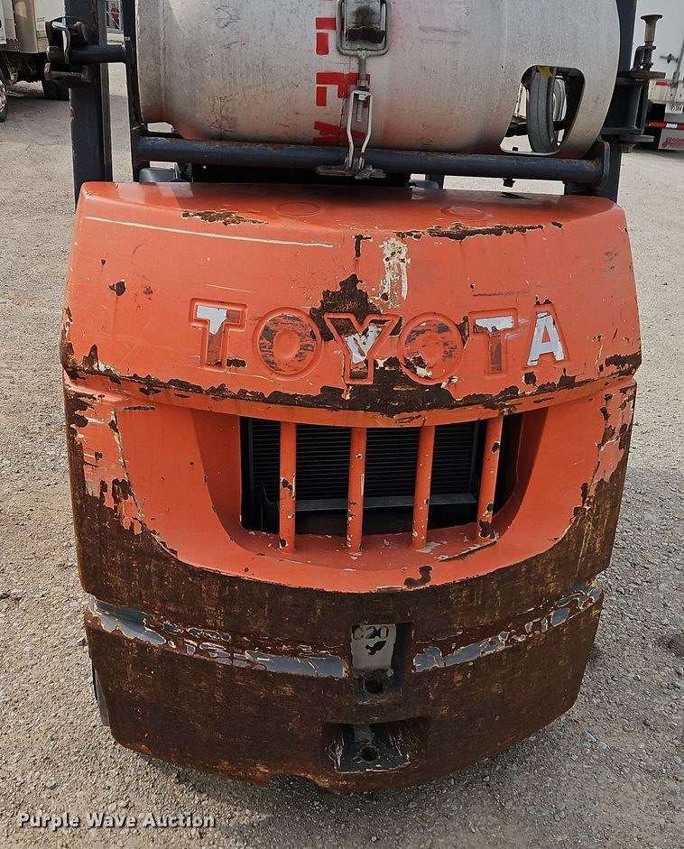 image for item EI8894 2005 Toyota 7FGCU20 forklift