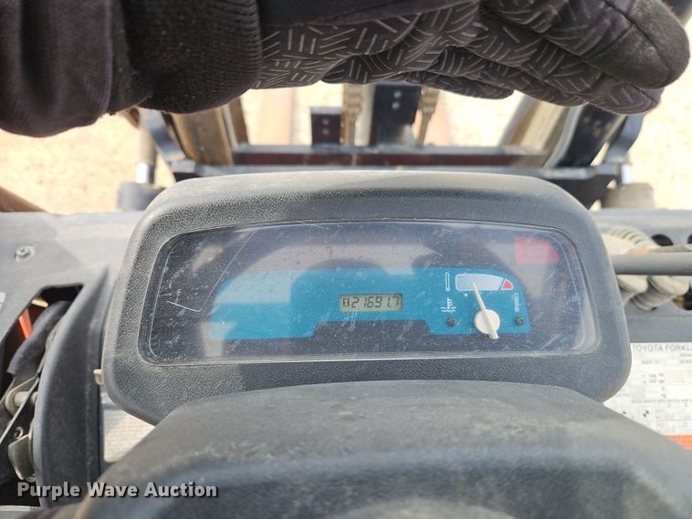 image for item EI8894 2005 Toyota 7FGCU20 forklift