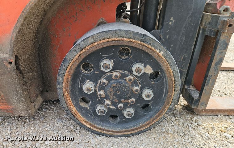 image for item EI8894 2005 Toyota 7FGCU20 forklift