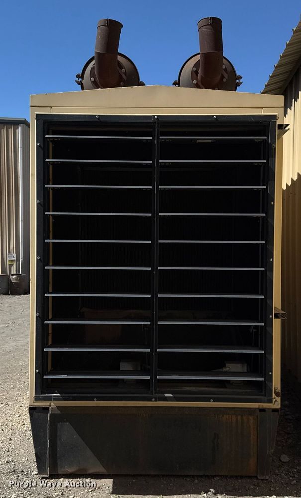 image for item EJ3519 2003 Generac MD0600 generator