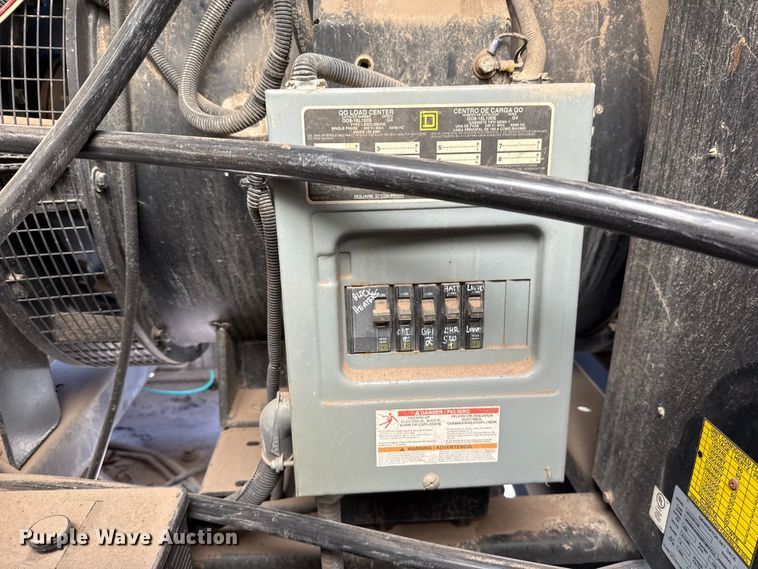 image for item EJ3519 2003 Generac MD0600 generator