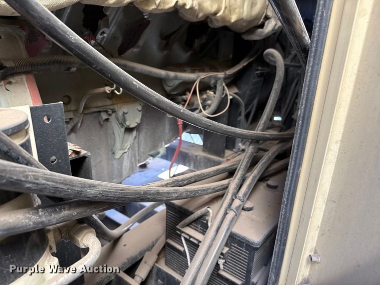 image for item EJ3519 2003 Generac MD0600 generator