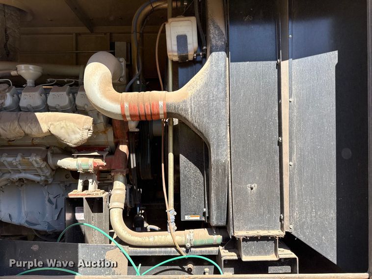 image for item EJ3519 2003 Generac MD0600 generator