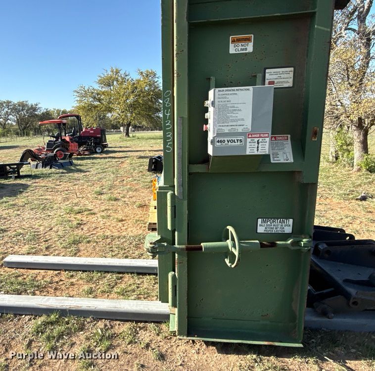 image for item EJ3553 2009 PTR 180040 cardboard baler