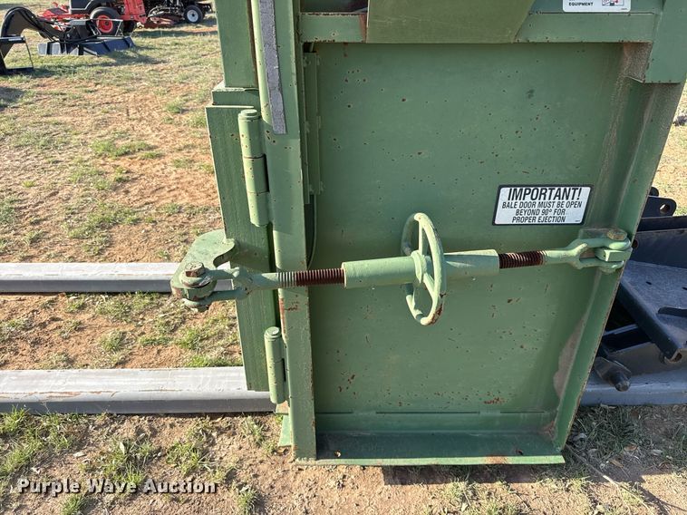 image for item EJ3553 2009 PTR 180040 cardboard baler