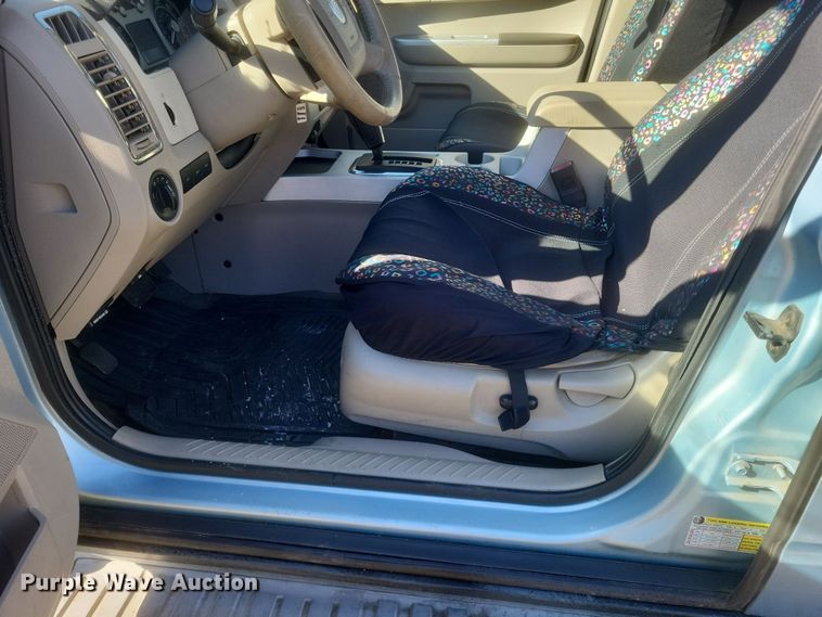 image for item EJ8175 2008 Mercury Mariner SUV