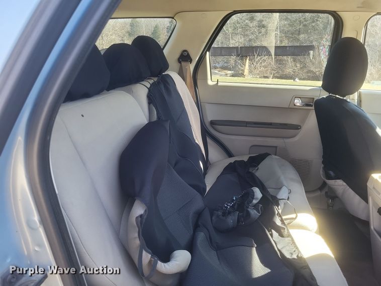 image for item EJ8175 2008 Mercury Mariner SUV