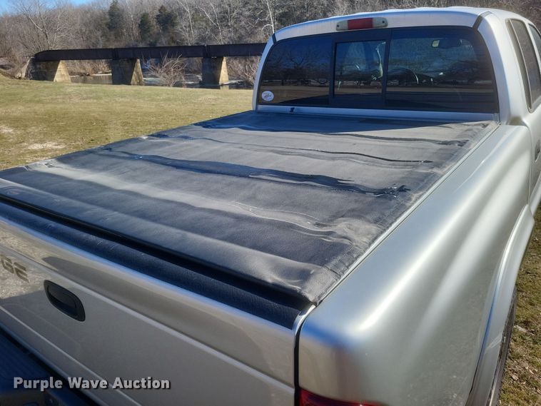 image for item EJ8176 2002 Dodge Dakota Sport Quad Cab pickup truck