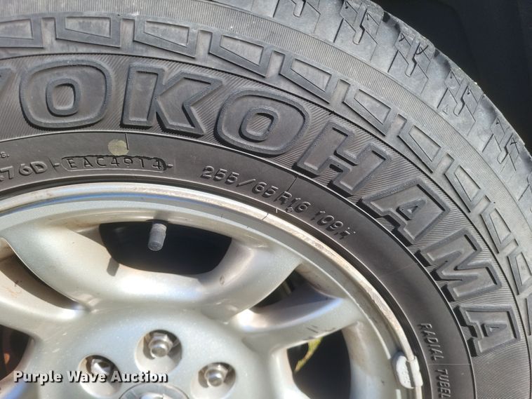 image for item EJ8176 2002 Dodge Dakota Sport Quad Cab pickup truck