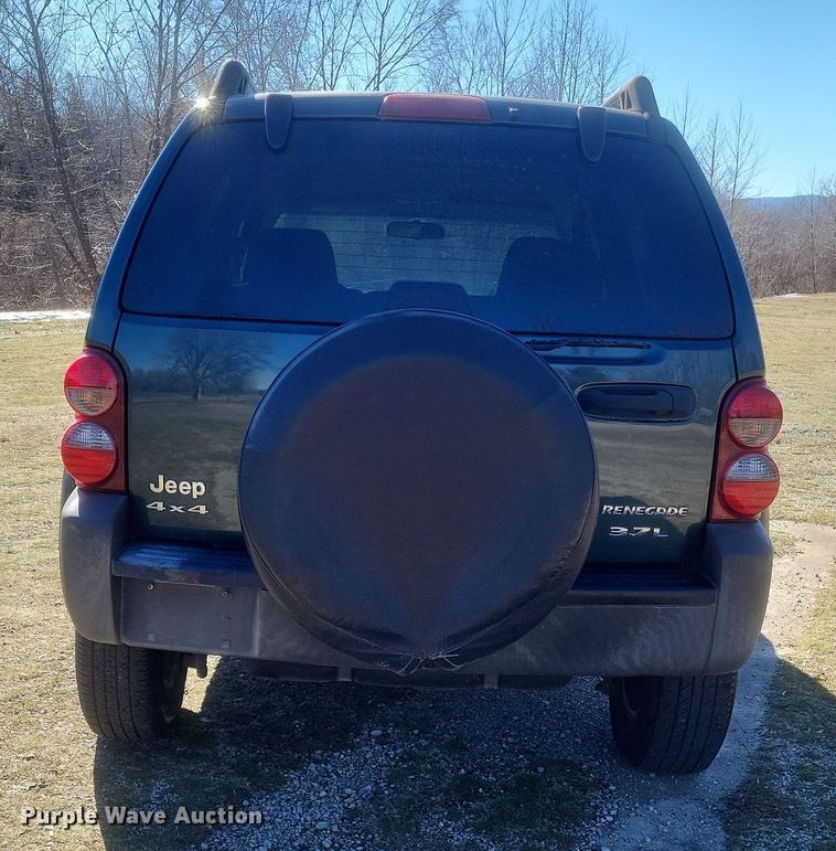 image for item EJ8177 2005 Jeep Libery Renegade SUV