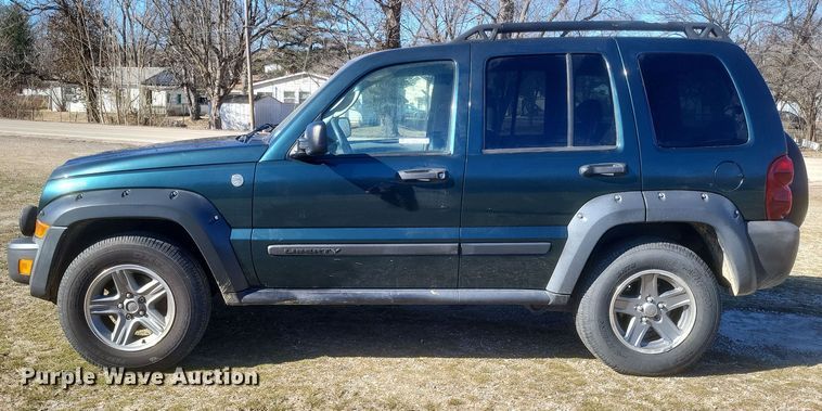 image for item EJ8177 2005 Jeep Libery Renegade SUV