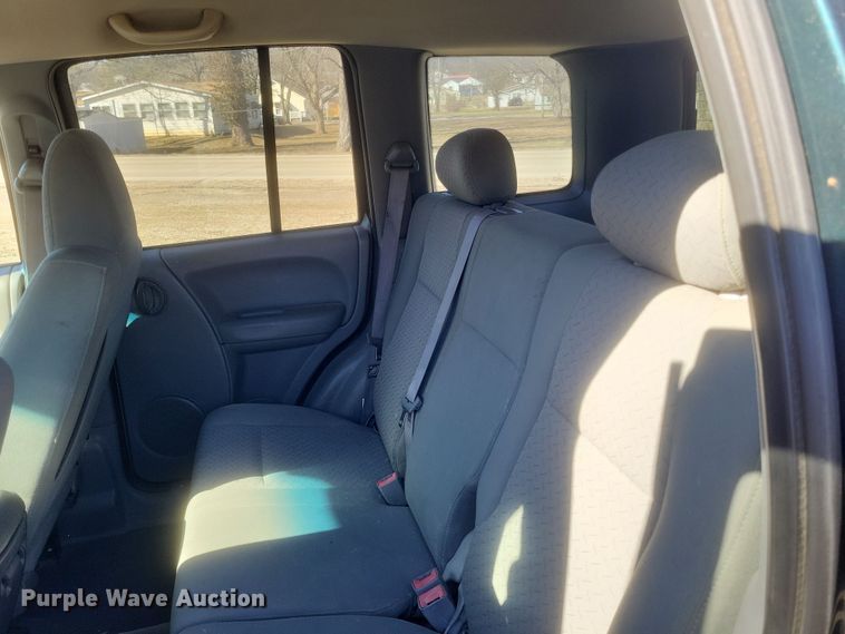 image for item EJ8177 2005 Jeep Libery Renegade SUV