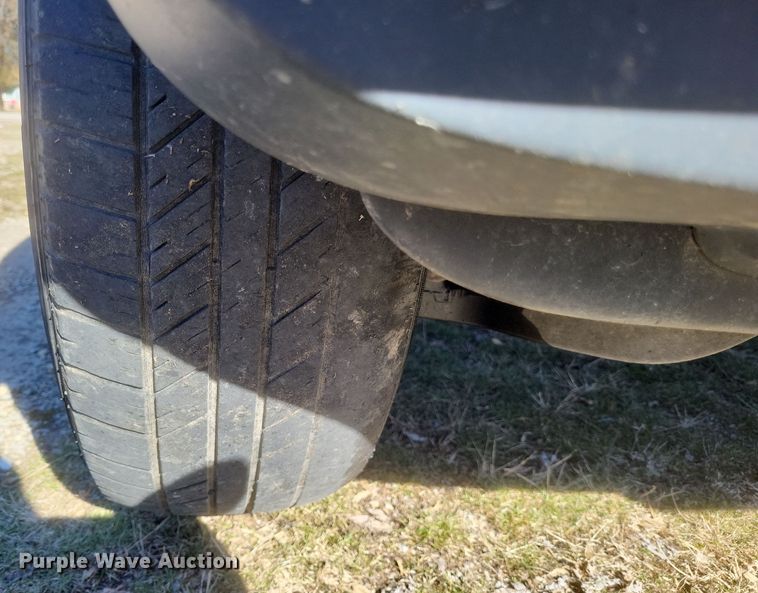 image for item EJ8177 2005 Jeep Libery Renegade SUV