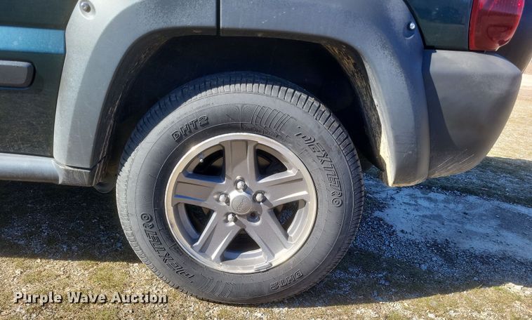 image for item EJ8177 2005 Jeep Libery Renegade SUV