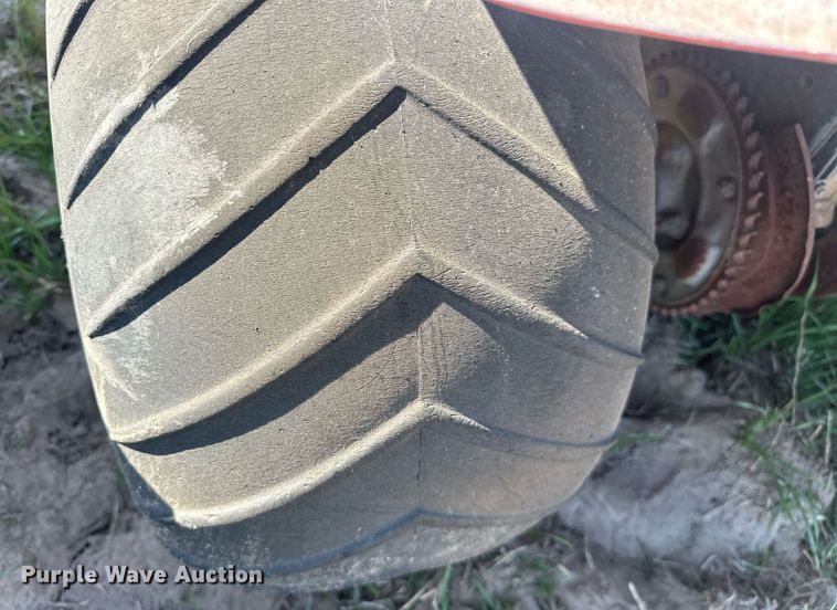 image for item EJ8352 (3) Honda three-wheeled ATVs