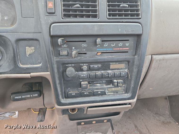 image for item EJ8388 1997 Toyota Tacoma pickup truck