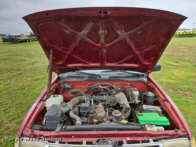 image for item EJ8388 1997 Toyota Tacoma pickup truck