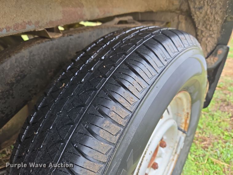 image for item EJ8388 1997 Toyota Tacoma pickup truck