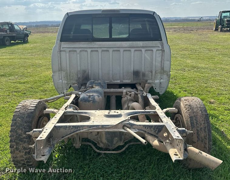 image for item EJ8395 1999 Dodge Ram 2500 pickup truck cab and chassis