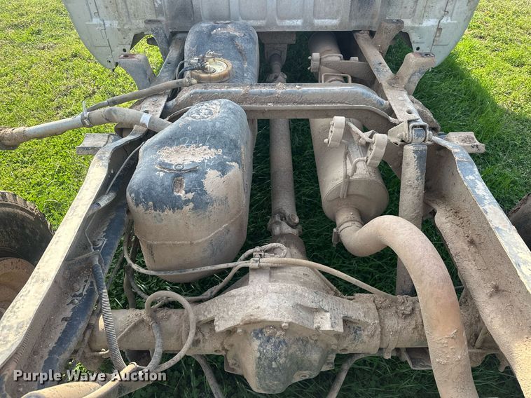 image for item EJ8395 1999 Dodge Ram 2500 pickup truck cab and chassis