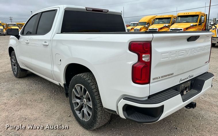 image for item EJ8452 2022 Chevrolet Silverado 1500 Crew Cab pickup truck